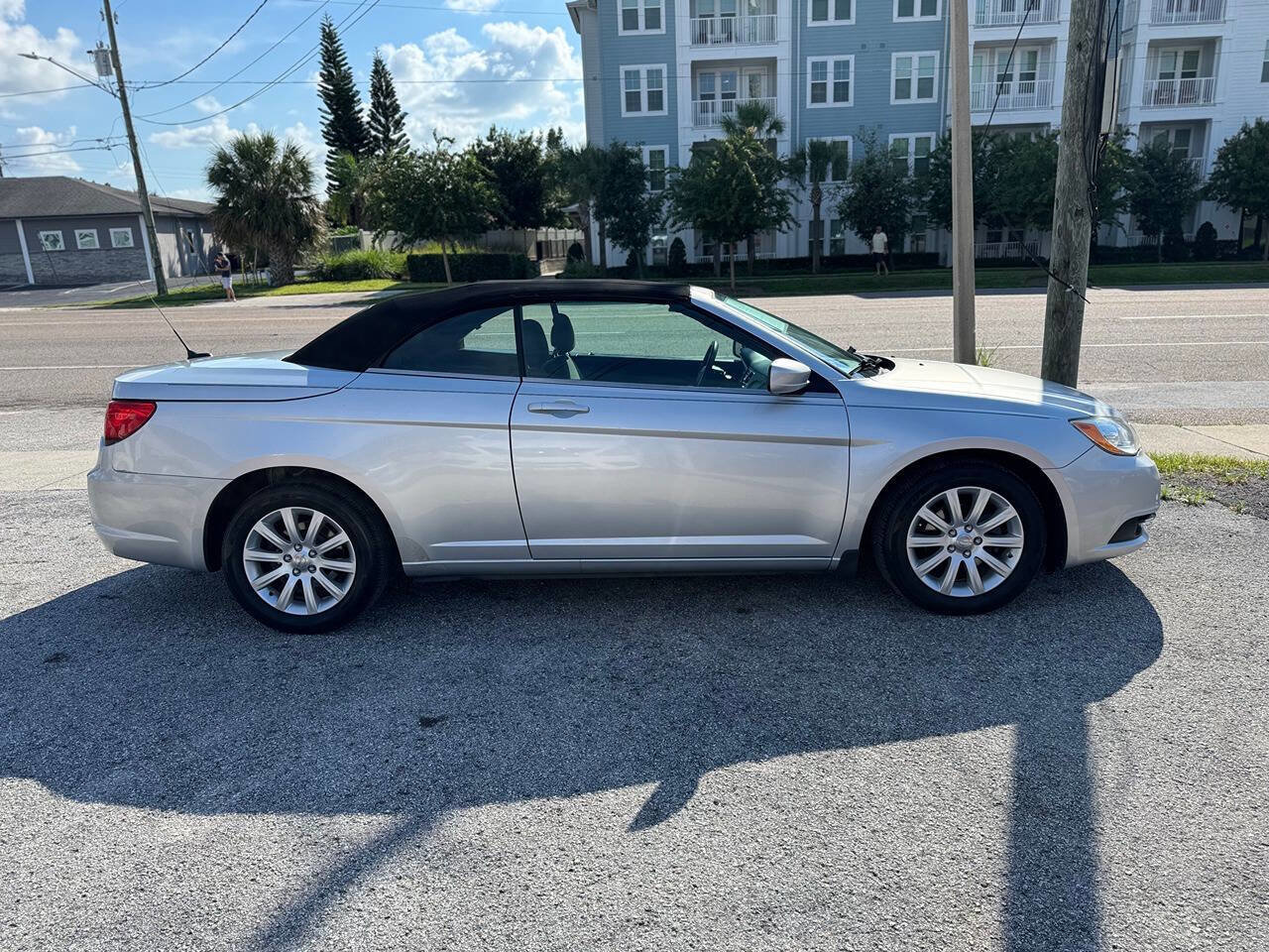 Used 2012 Chrysler 200 Touring image 9
