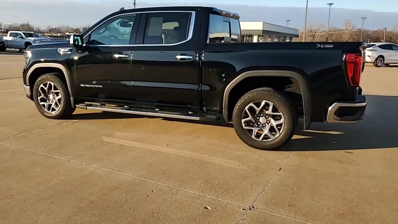 Used 2024 GMC Sierra 1500 SLT w/ SLT Premium Plus Package image 6