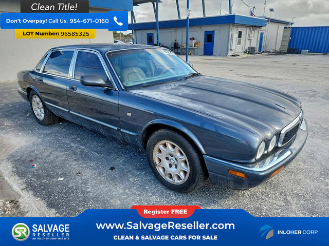 Used 2001 Jaguar XJ8 image 5