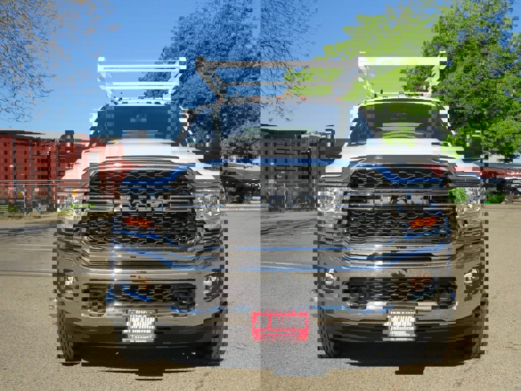 New 2023 RAM 4500 Tradesman w/ Chrome Appearance Group image 5