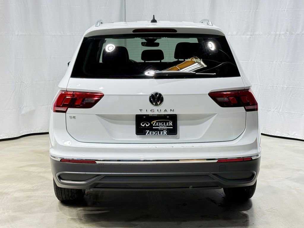 Used 2024 Volkswagen Tiguan SE image 5