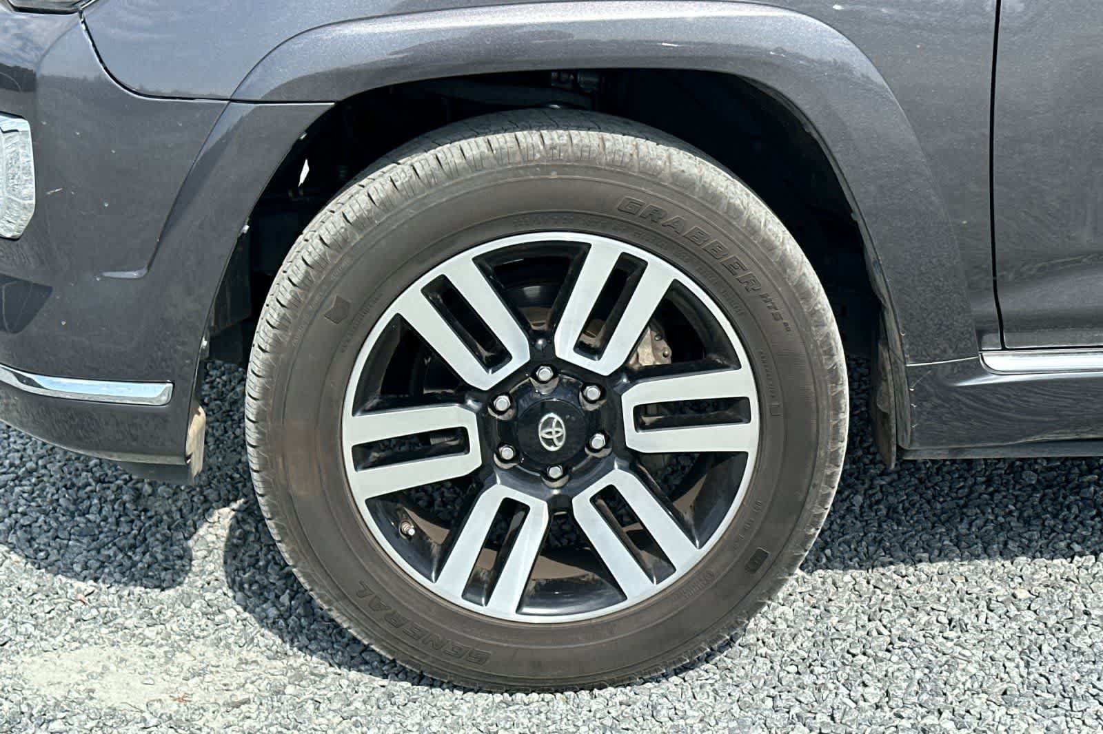 Used 2019 Toyota 4Runner Limited AWD/4WD image 12