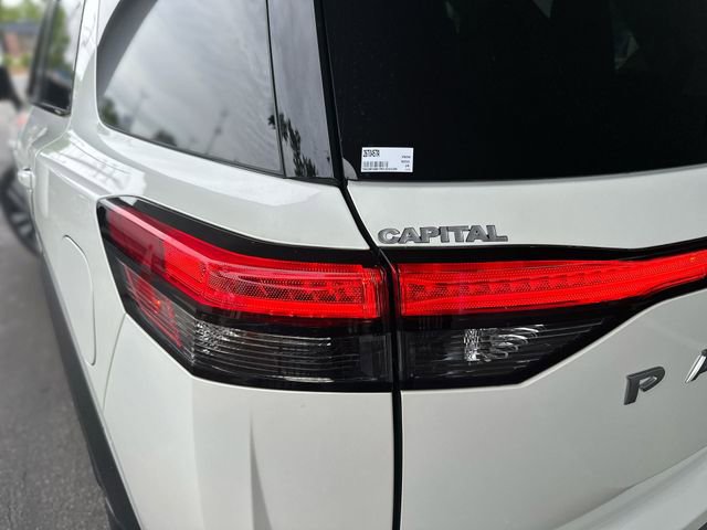 Used 2024 Nissan Pathfinder Platinum AWD/4WD image 28