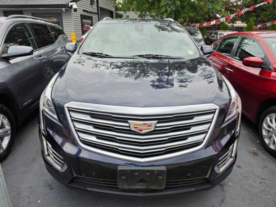 Used 2017 Cadillac XT5 Luxury w/ Driver Awareness Package FWD image 6