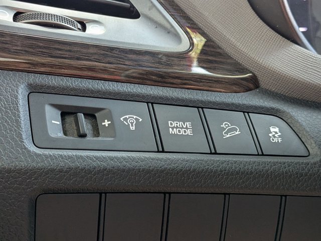 Used 2018 Hyundai Santa Fe Sport image 11