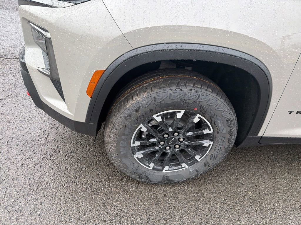 New 2026 Chevrolet Traverse Z71 w/ Driver Confidence Package image 10