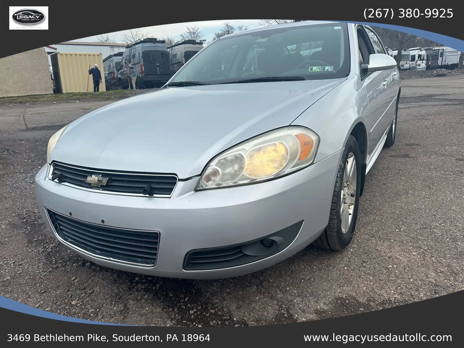 Used 2011 Chevrolet Impala LT FWD image 2