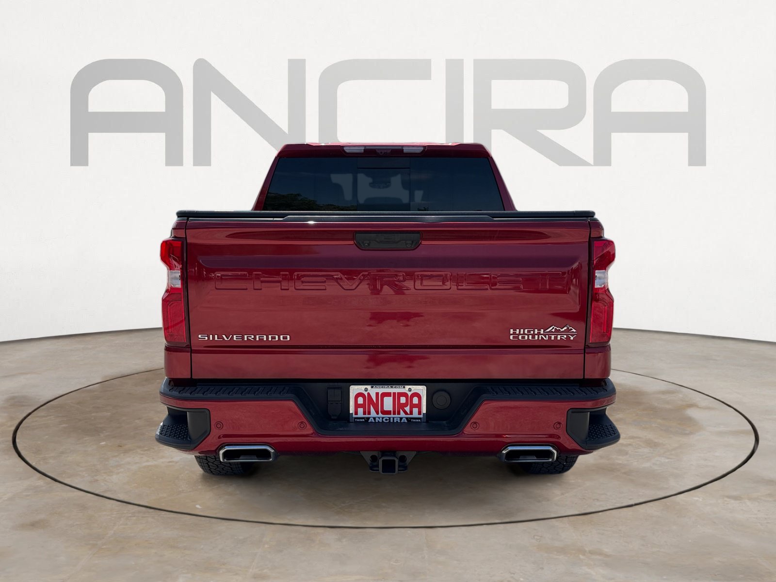 Used 2025 Chevrolet Silverado 1500 High Country w/ Technology Package AWD/4WD image 8