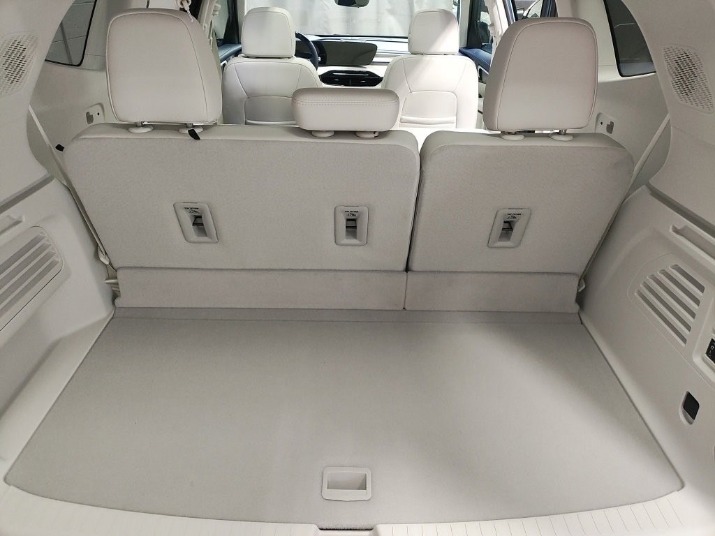 New 2026 Buick Enclave Avenir w/ Super Cruise Package image 15