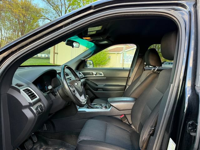 Used 2011 Ford Explorer XLT AWD/4WD image 7