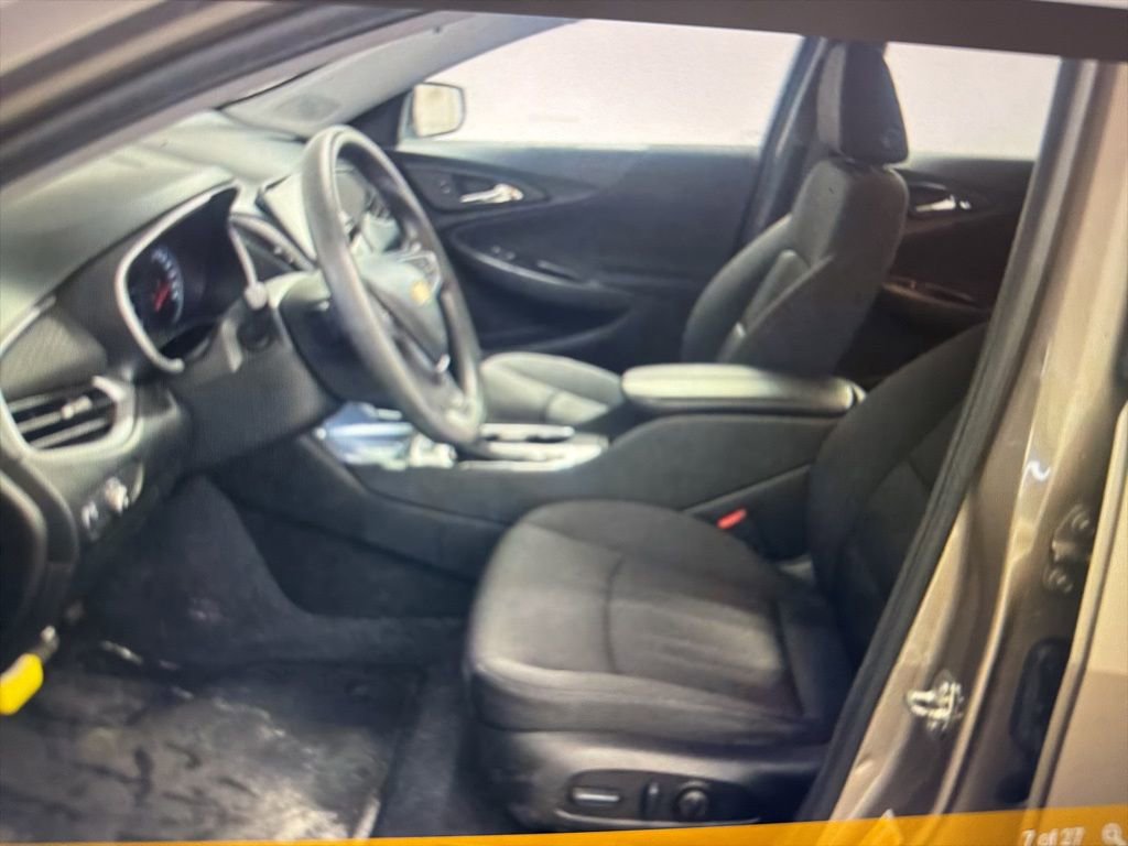 Used 2023 Chevrolet Malibu LT image 7