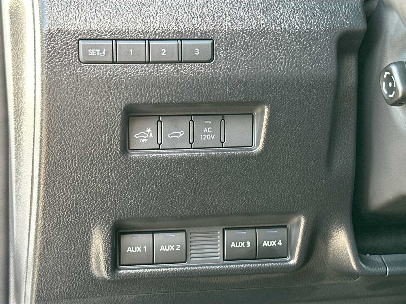 Used 2026 Lexus GX 550 AWD/4WD image 10