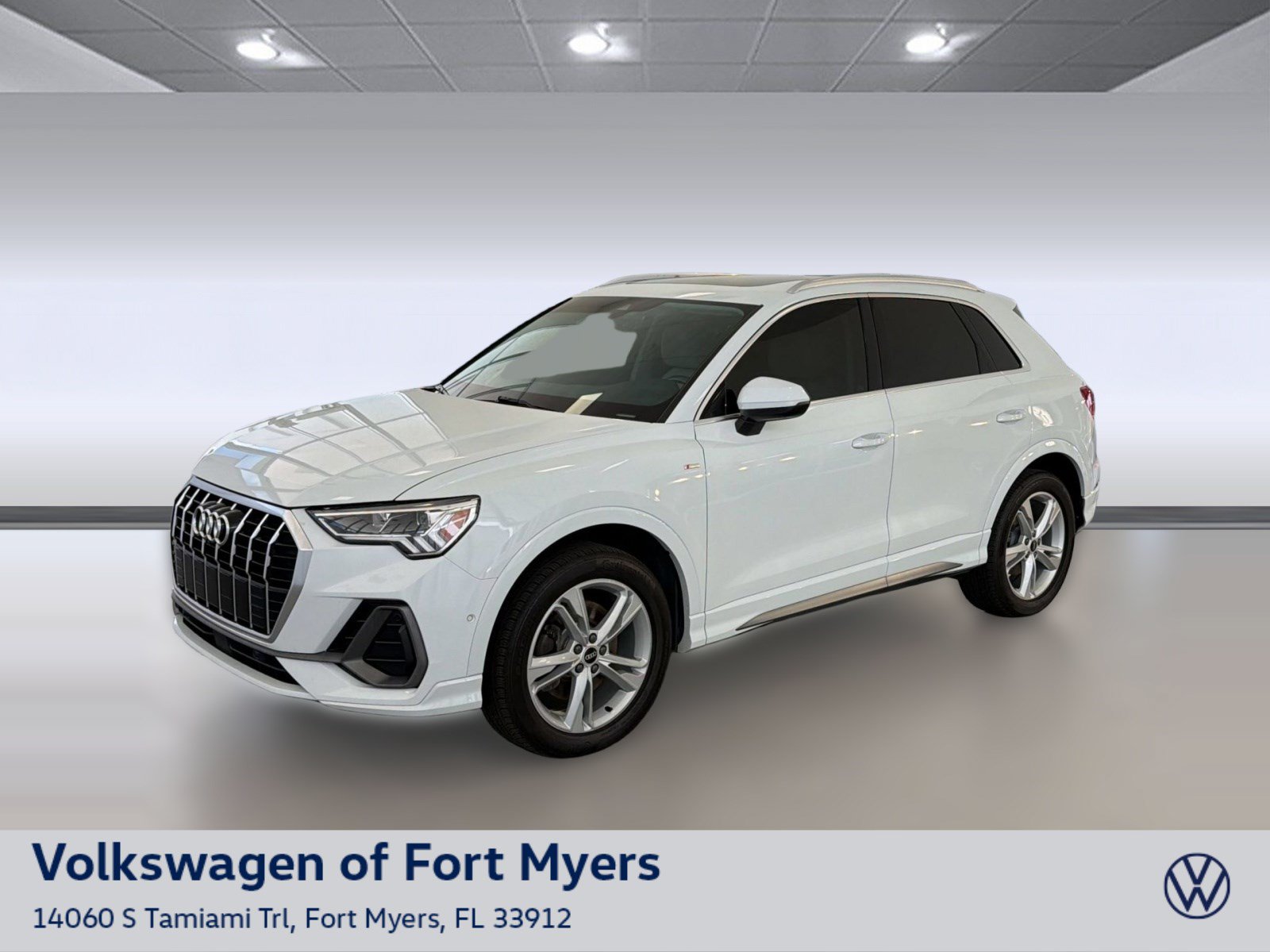 Used 2021 Audi Q3 2.0T Premium Plus w/ Premium Plus Package AWD/4WD image 1