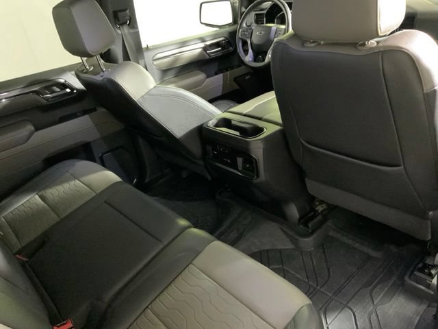 Used 2024 Chevrolet Silverado 1500 ZR2 w/ Technology Package AWD/4WD image 36