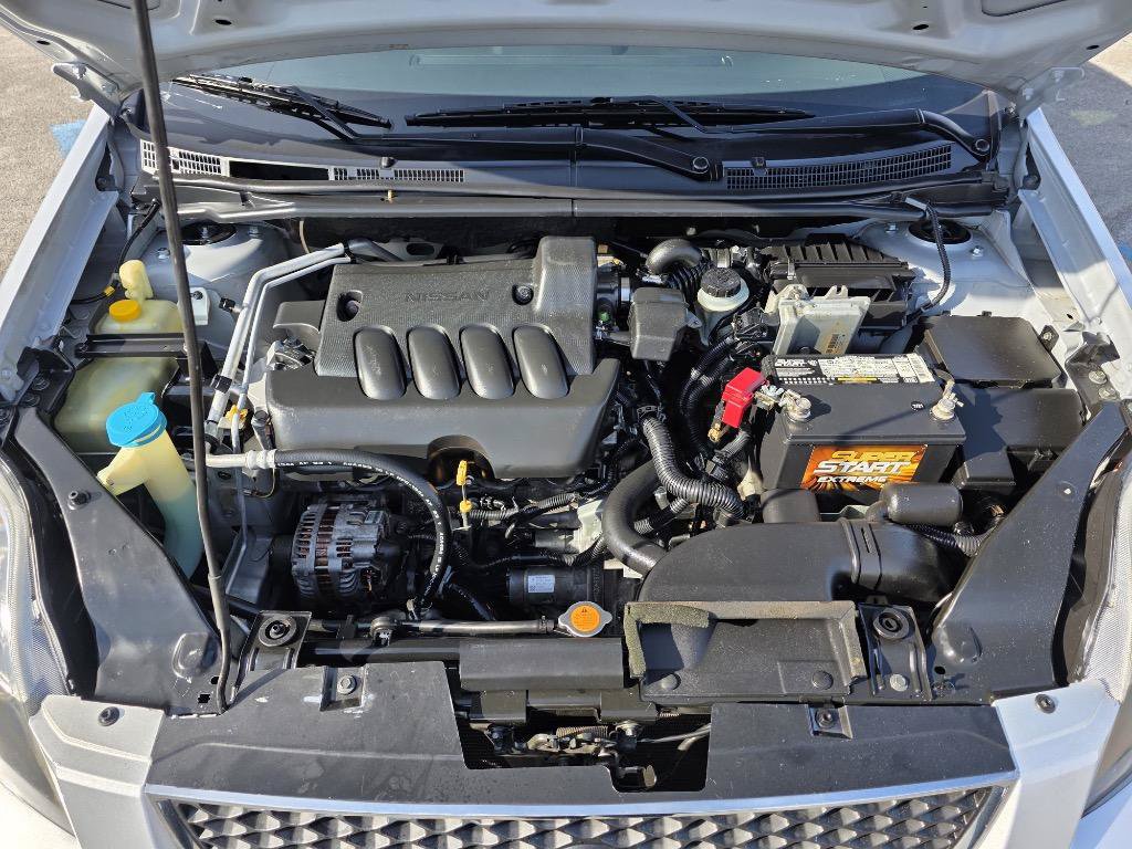 Used 2012 Nissan Sentra 2.0 SR w/ Special Edition Pkg FWD image 35
