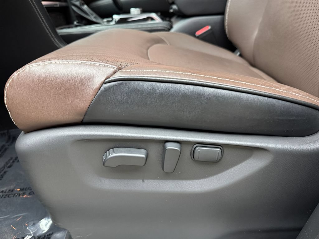 Used 2023 INFINITI QX80 Premium Select w/ Cargo Package AWD/4WD image 12