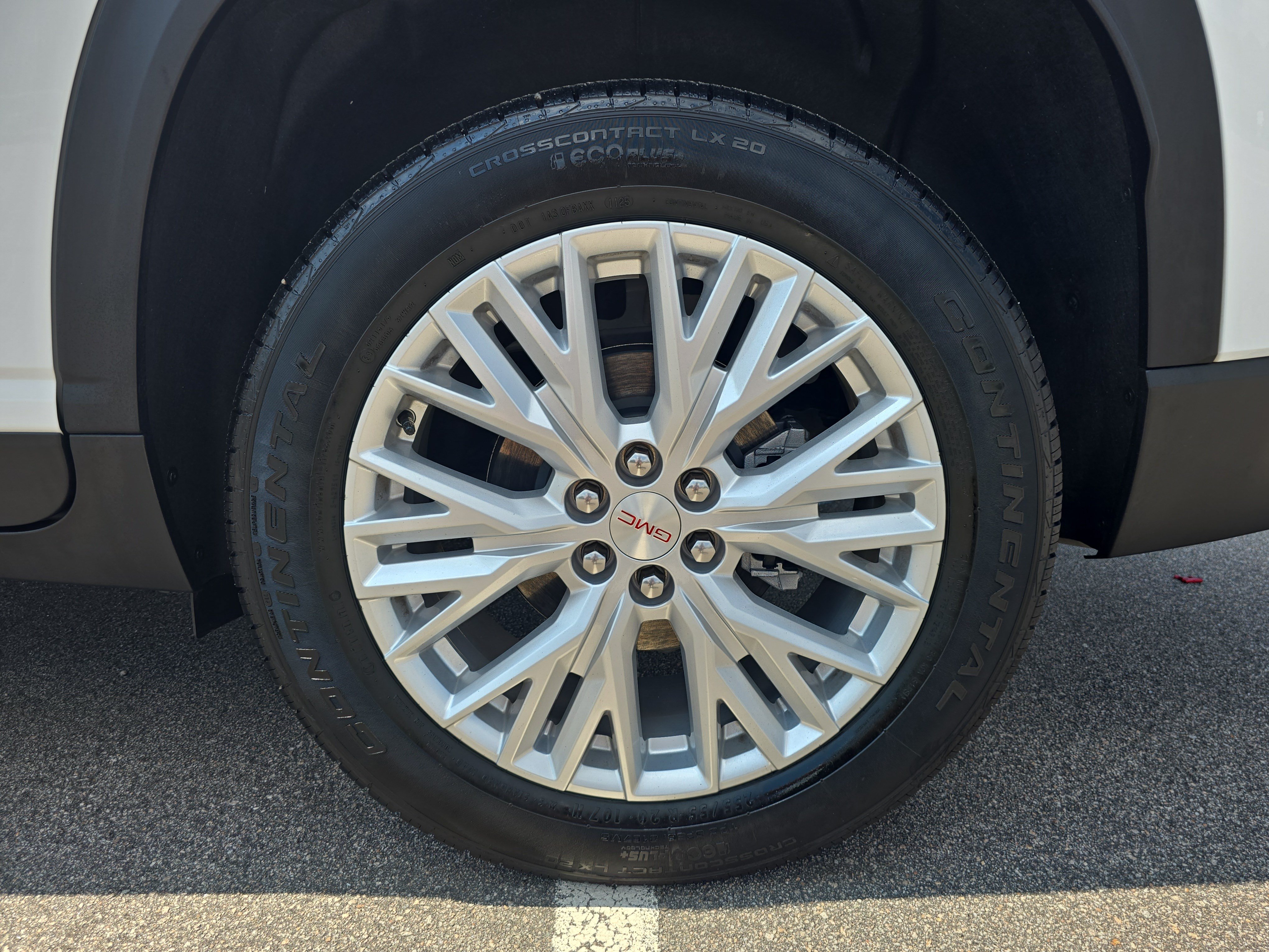 Used 2025 GMC Acadia Elevation w/ Elevation Premium Package FWD image 34