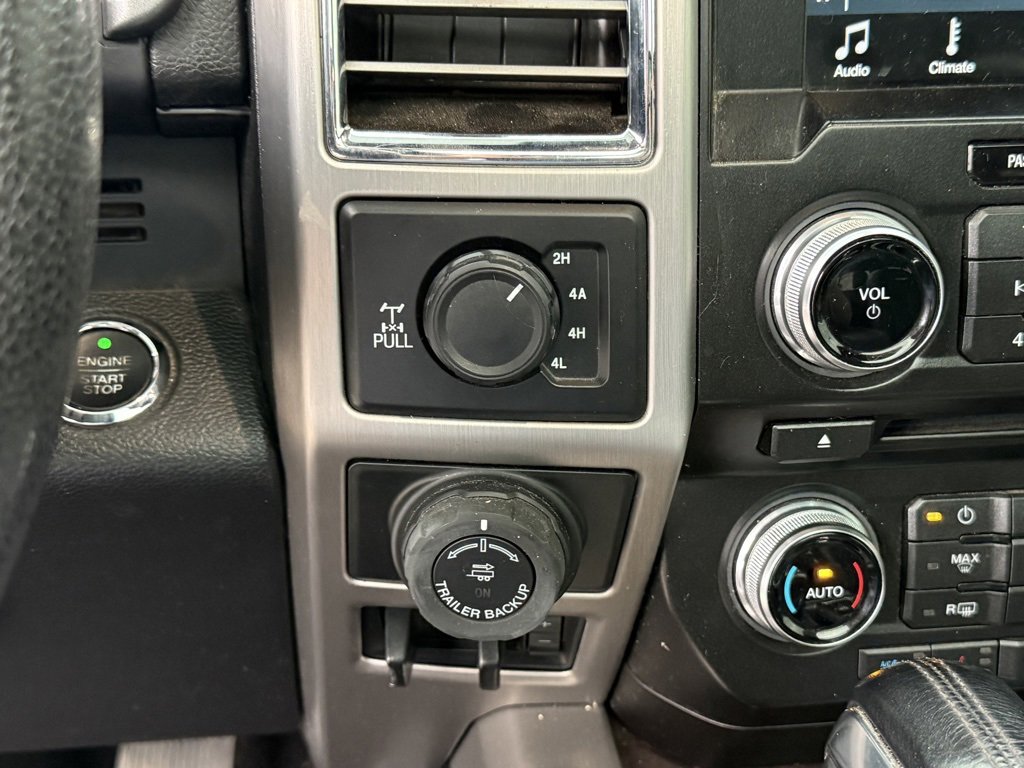 Used 2016 Ford F150 Platinum w/ Equipment Group 701A Luxury image 22