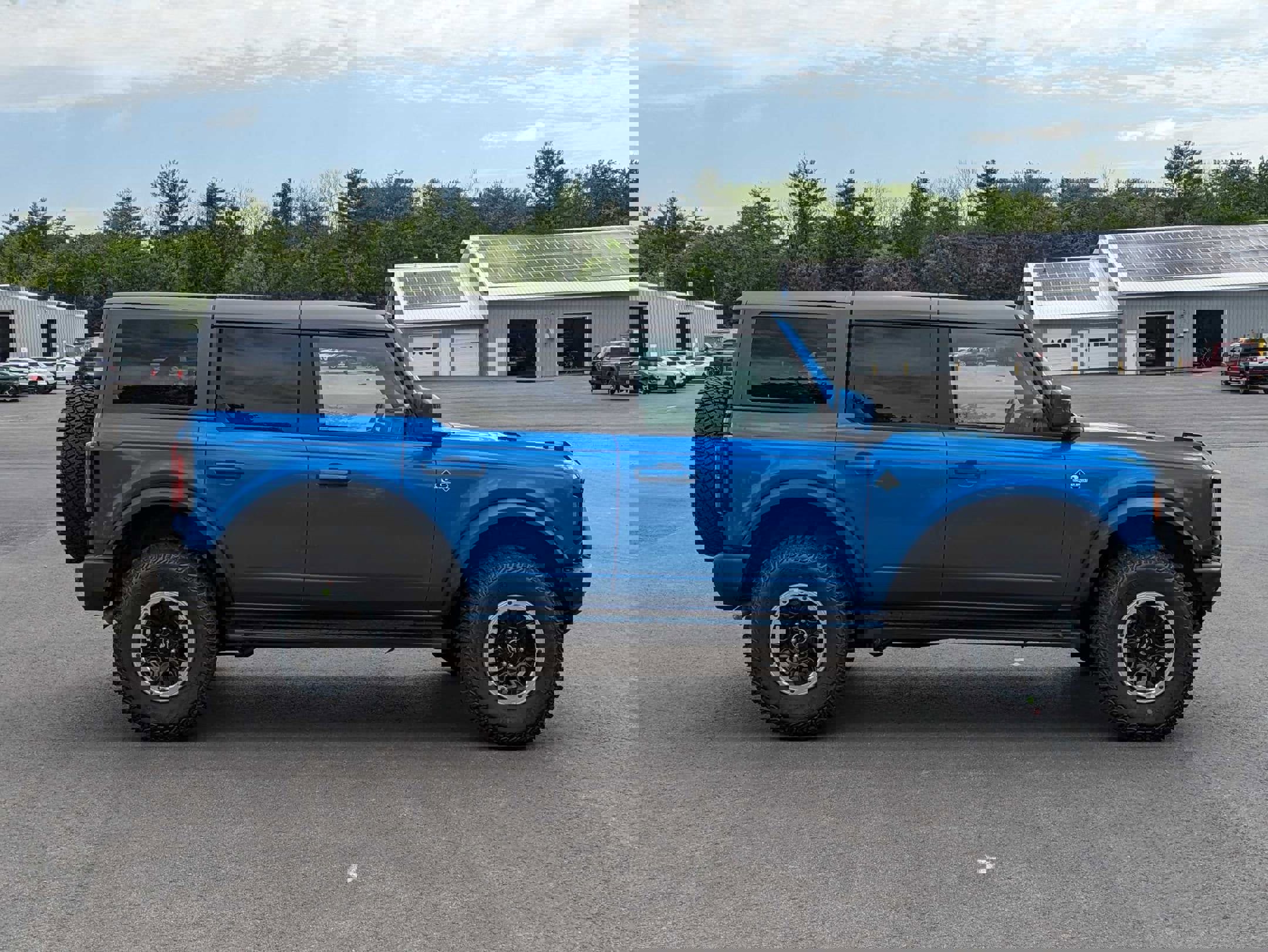New 2024 Ford Bronco Outer Banks w/ Sasquatch Package image 9