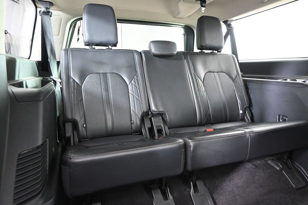 Used 2021 Ford Expedition Max Platinum AWD/4WD image 16
