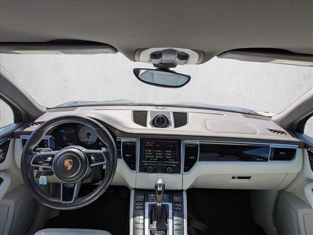 Used 2015 Porsche Macan S image 15
