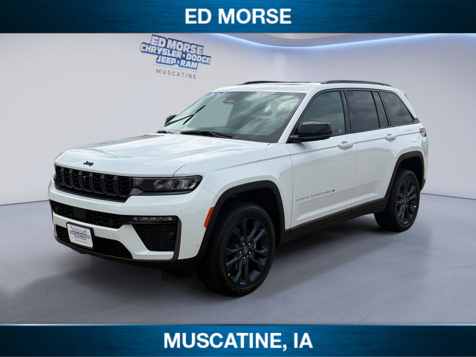 New 2026 Jeep Grand Cherokee Limited AWD/4WD image 1
