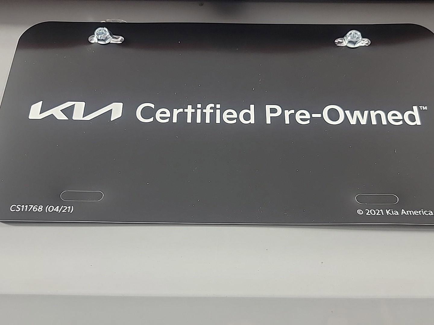 Used 2024 Kia Carnival EX image 6