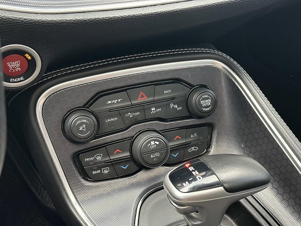 Used 2016 Dodge Challenger SRT w/ Technology Group image 29