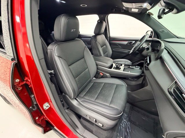 Certified 2026 Buick Enclave Sport Touring AWD/4WD image 24