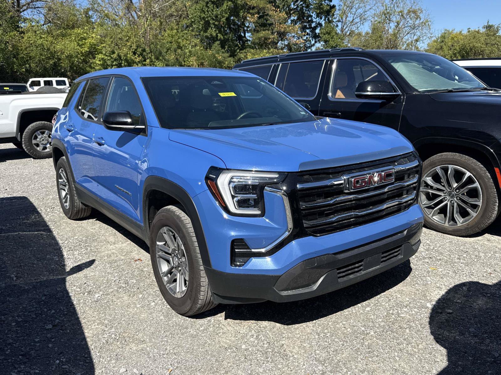 Used 2026 GMC Terrain Elevation FWD image 2