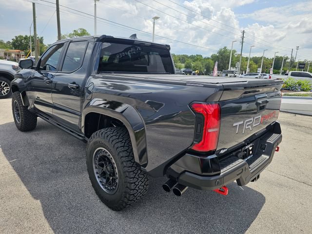 Used 2025 Toyota Tacoma TRD Pro AWD/4WD image 3