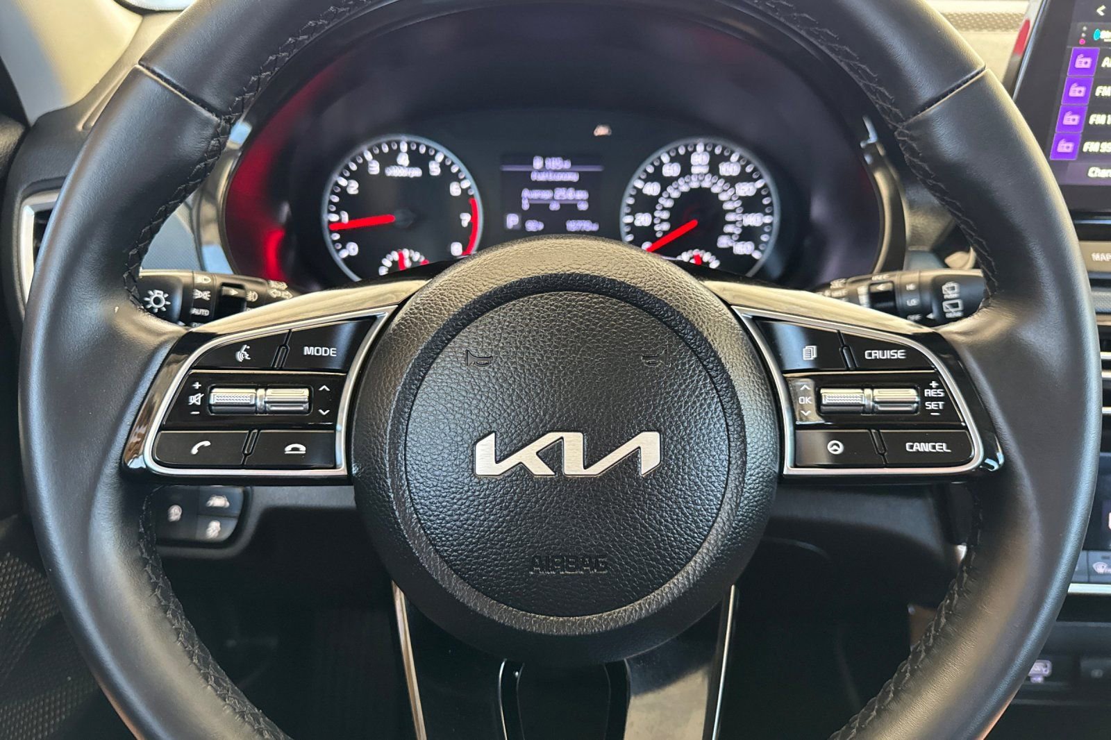 Used 2023 Kia Seltos S w/ Navigation Package image 23