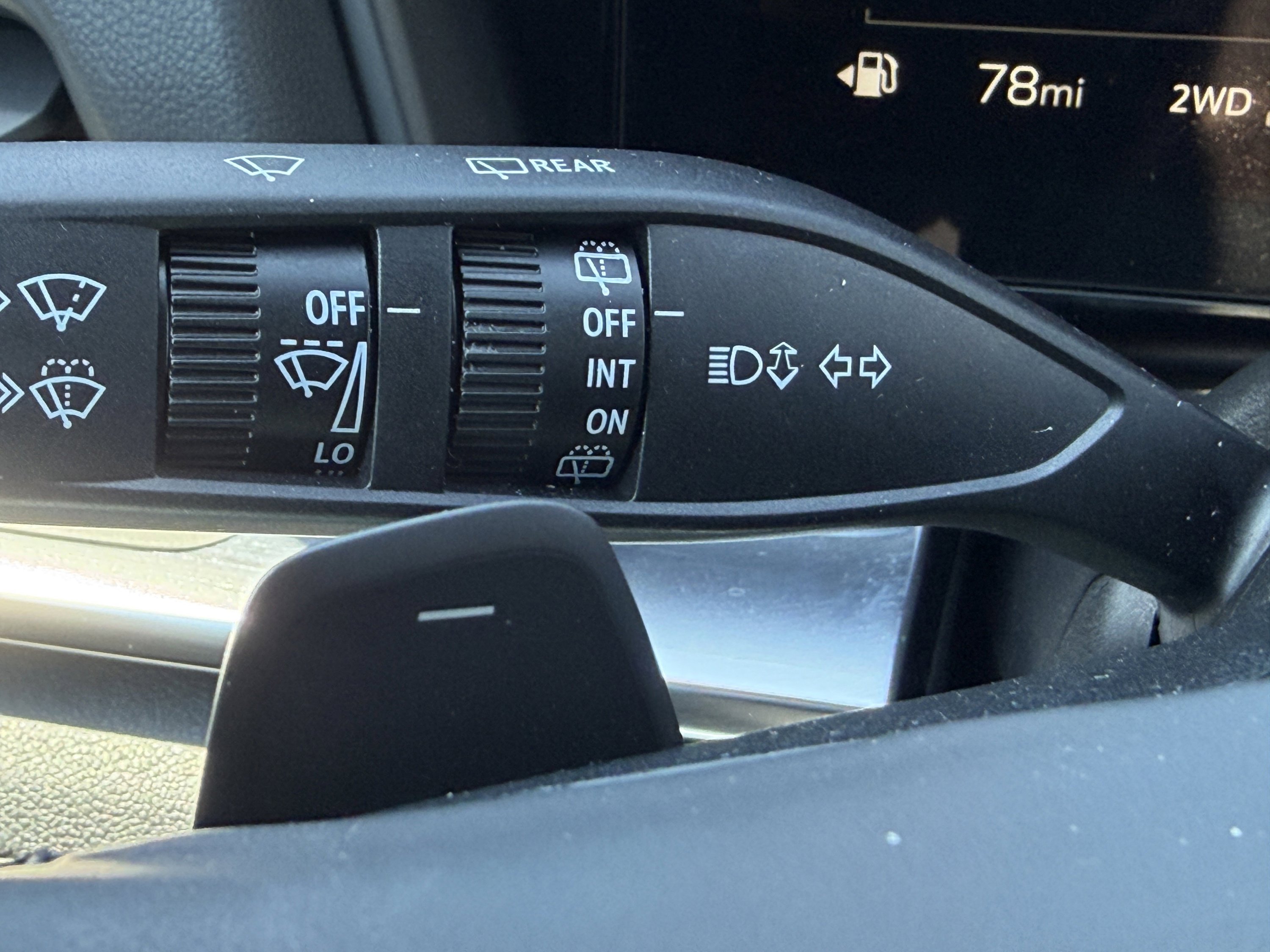 Used 2025 GMC Terrain Elevation w/ Elevation Premium Package AWD/4WD image 31
