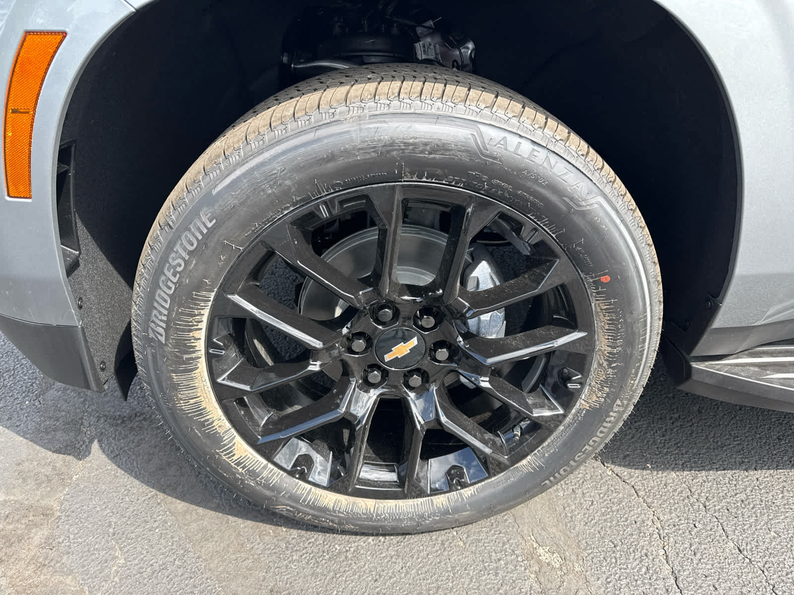 New 2026 Chevrolet Suburban High Country w/ Sun And Tow Package AWD/4WD image 9