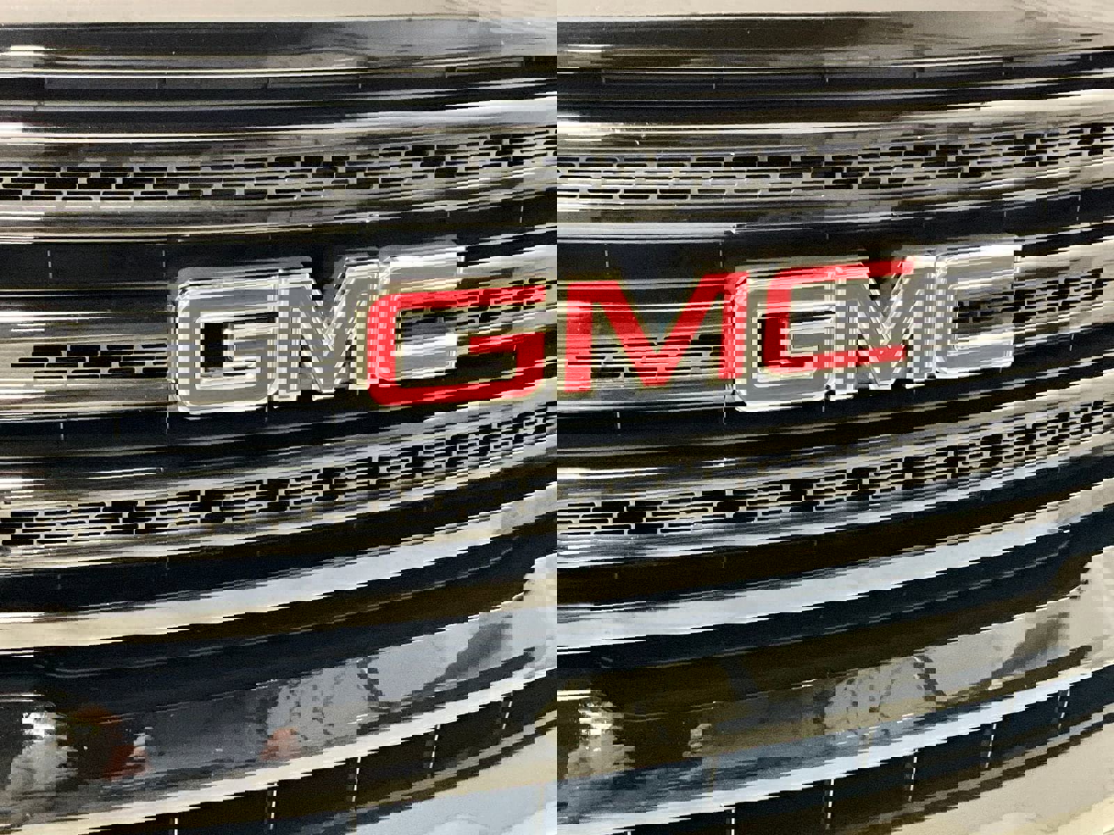 Used 2017 GMC Canyon SLE w/ Nightfall Edition image 27