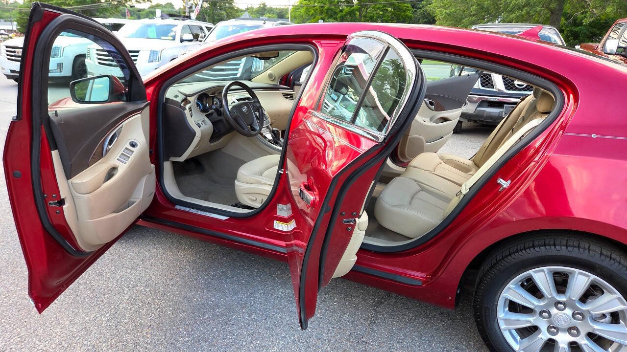 Used 2012 Buick LaCrosse Premium w/ Entertainment Package FWD image 24