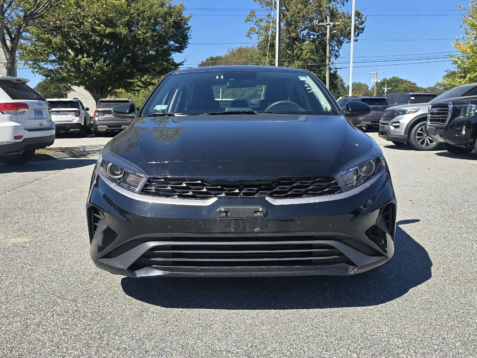 Used 2023 Kia Forte LXS image 8