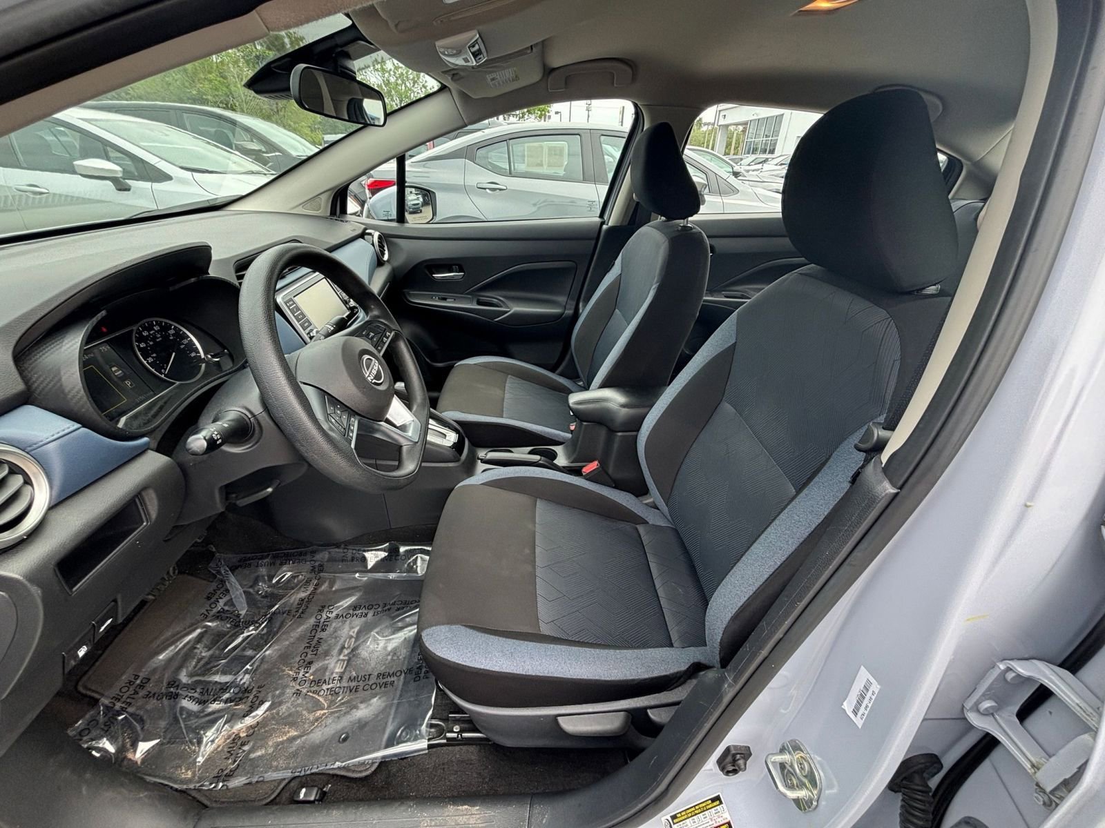Used 2025 Nissan Versa SV FWD image 24