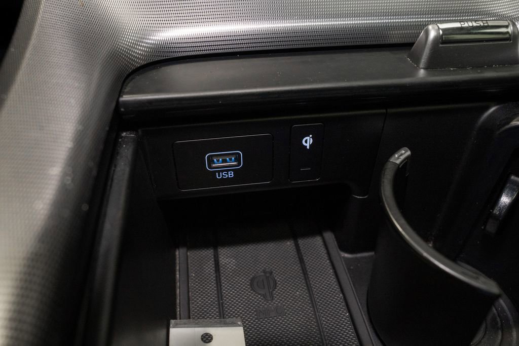 Used 2024 Hyundai Palisade Calligraphy image 18