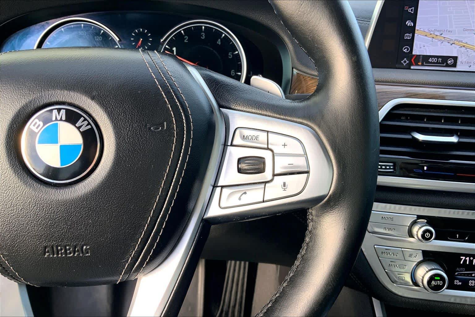 Used 2018 BMW 740i RWD image 24