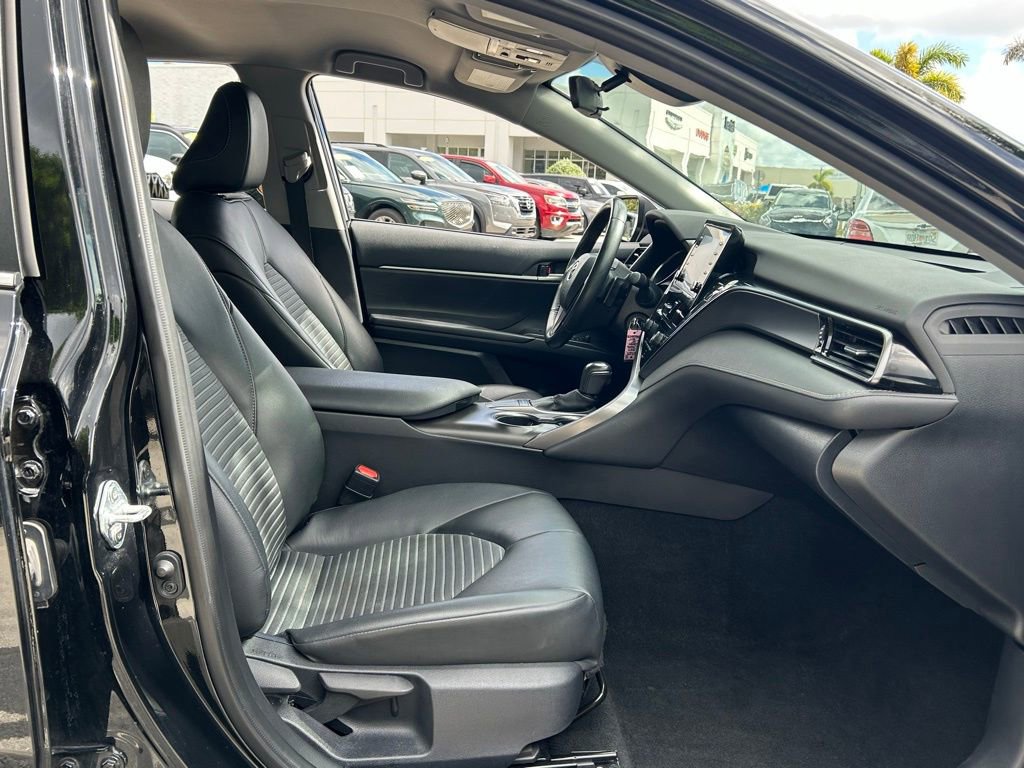 Used 2023 Toyota Camry SE image 30