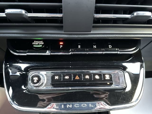 Used 2025 Lincoln Corsair Reserve image 23