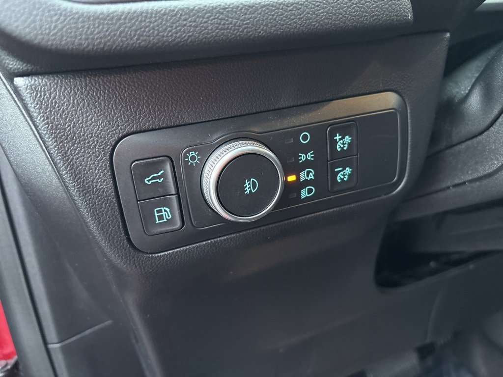 Used 2020 Ford Escape Titanium image 23