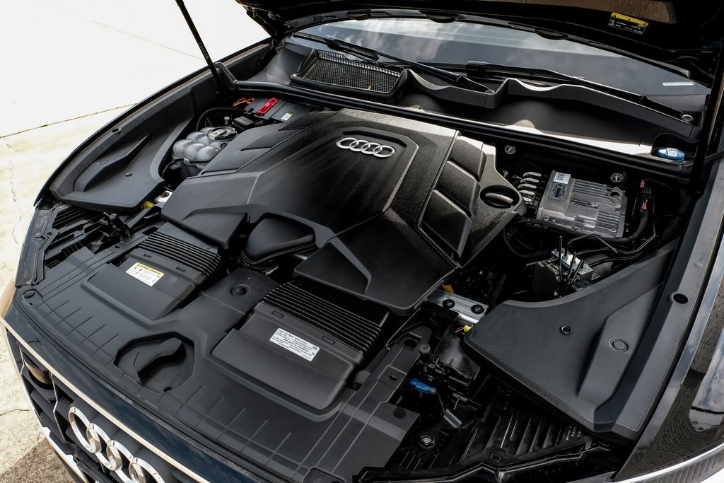 Used 2022 Audi Q8 Premium Plus AWD/4WD image 47