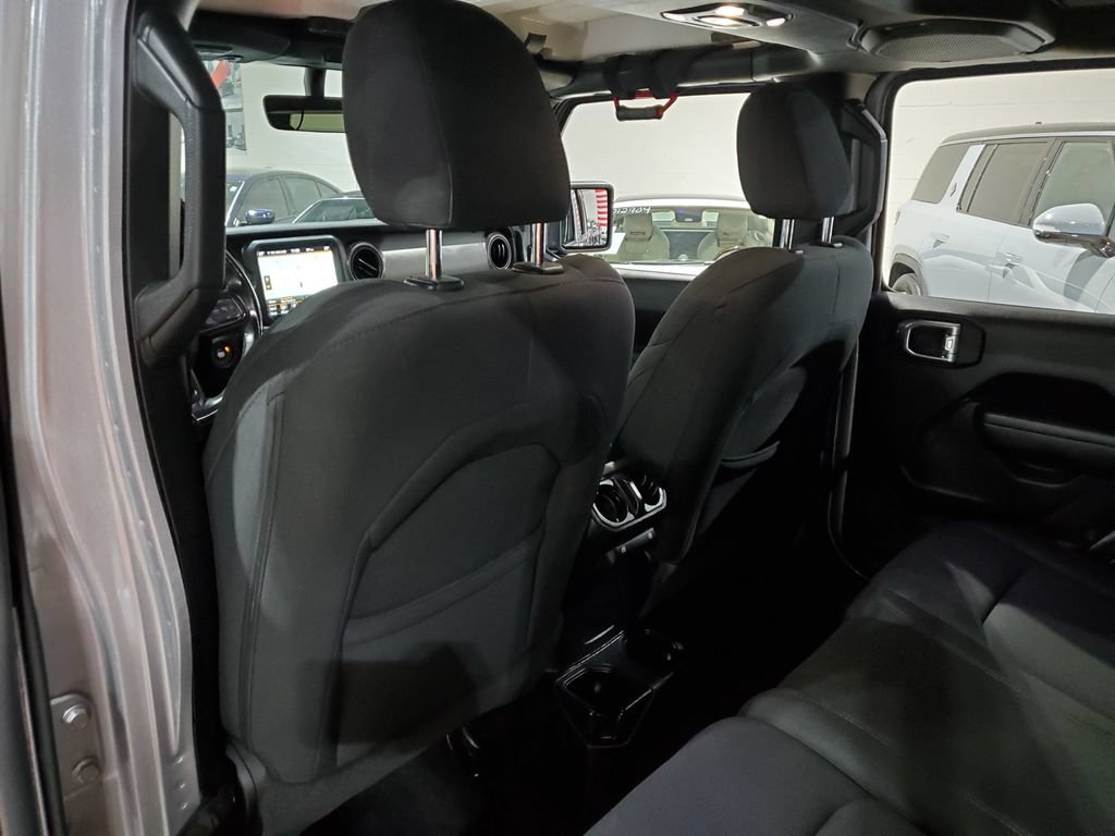 Used 2021 Jeep Wrangler Unlimited Sport AWD/4WD image 25