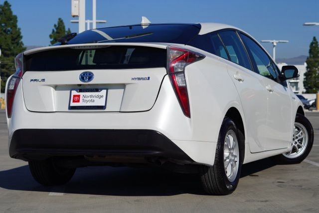 Used 2016 Toyota Prius Two image 6