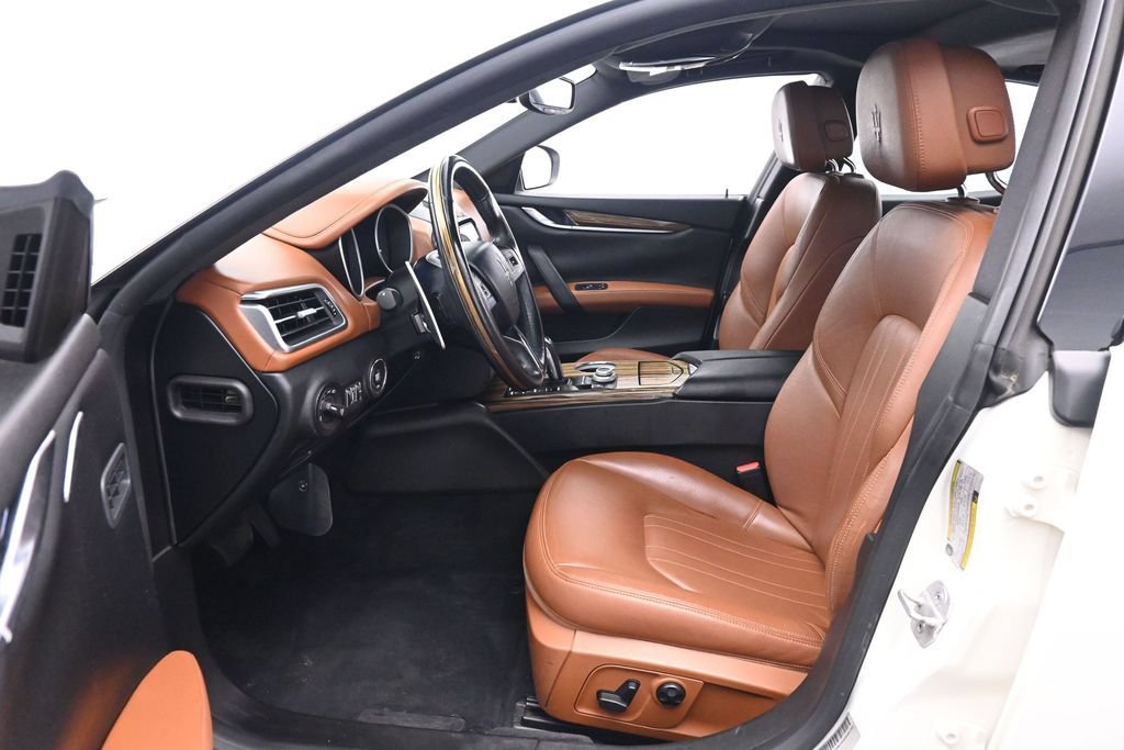 Used 2019 Maserati Ghibli S Q4 AWD/4WD image 15