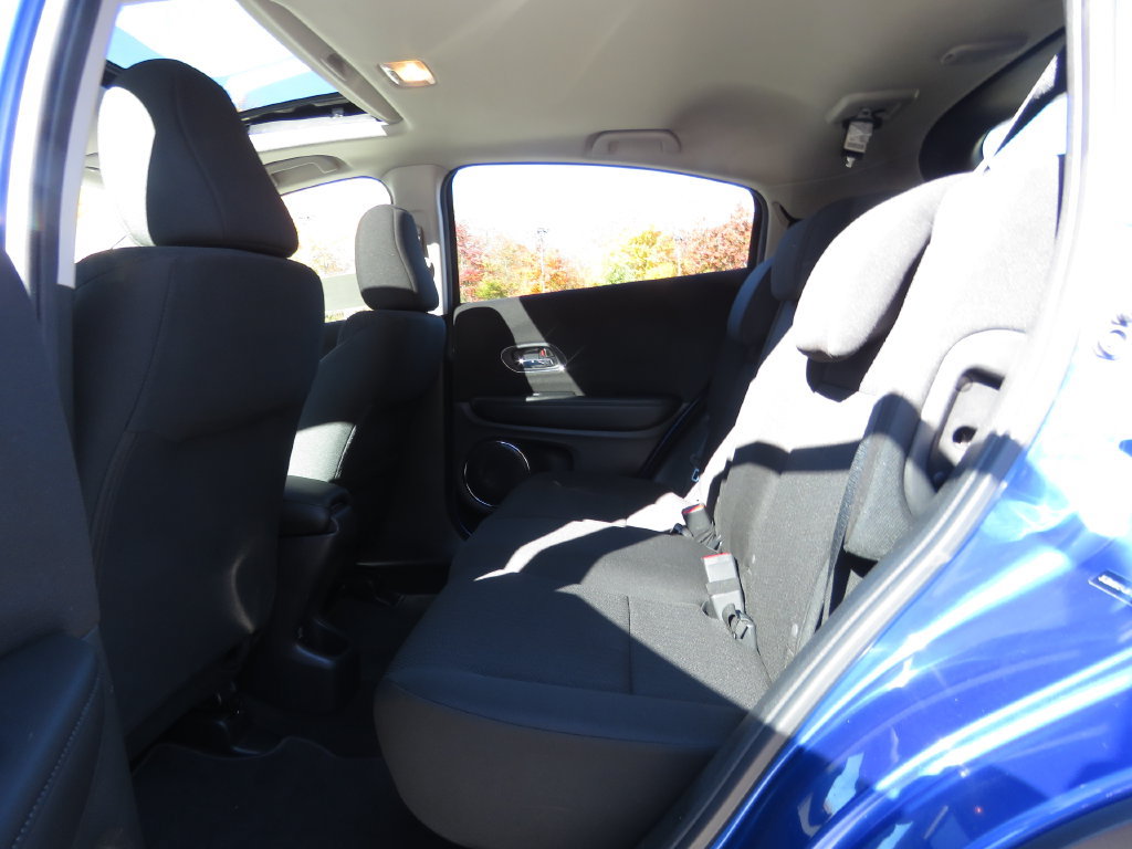 Used 2018 Honda HR-V EX image 19