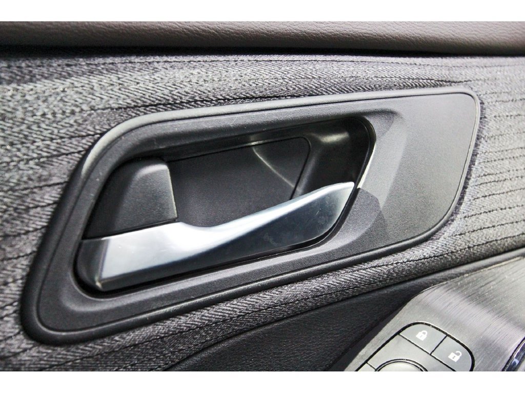 Used 2023 Nissan Rogue SV FWD image 21