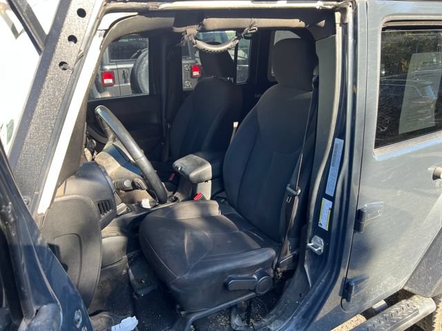Used 2018 Jeep Wrangler Unlimited Sport S AWD/4WD image 28